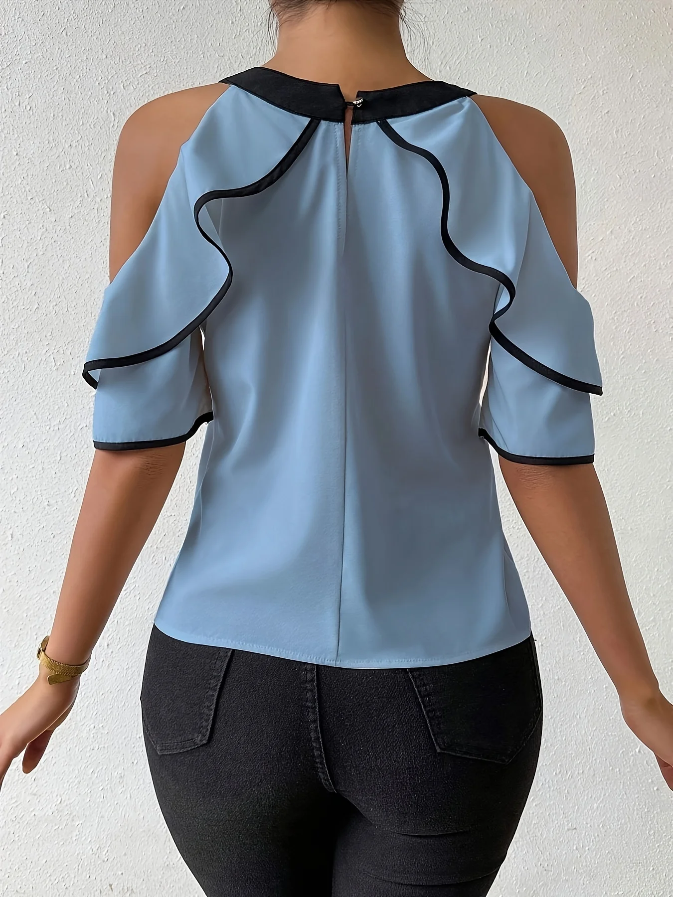 قميص نسائي أزرق فاتح مقاس كبير قميص صيفي أنيق أنيق كاجوال قميص نسائي عصري أزرق فولاذي لامع