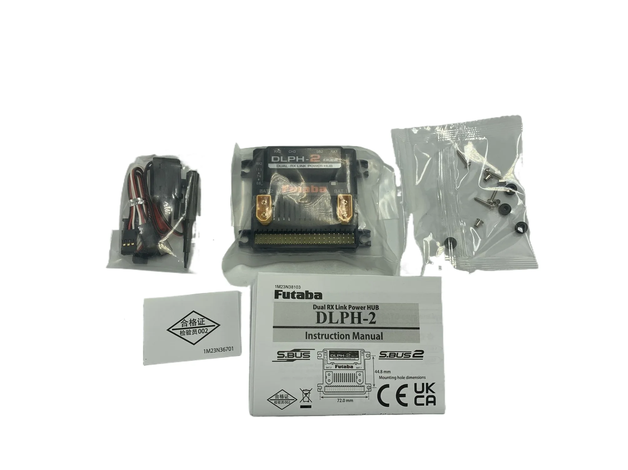 Futaba DLPH-2 Çift RX-Link Güç Hub / Büyük Sabit Kanatlı Uçaklar / Büyük Uçaklar için 18 Kanallı Dağıtım Kartı Evrensel