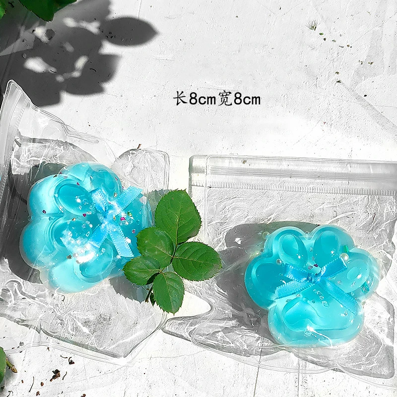 Cute Transparent Blue Sea Salt Cat Paw Slow Rebound Squeeze Toy Cartoon Soft Sticky Cat Paw Stress Relief Vent Sensory Toy Gifts