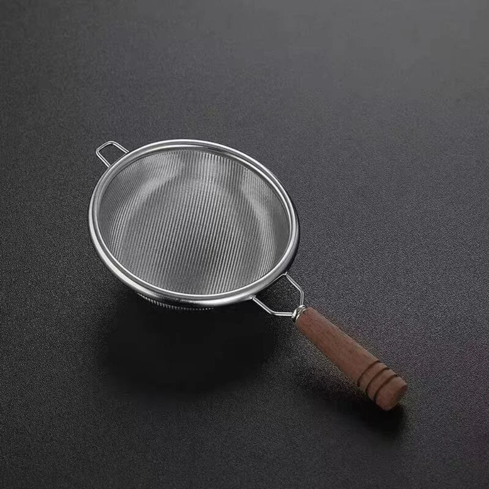 

1 Piece Stainless Steel Tea Strainer - Tea Filter, Coffee Filter, Universal Cup Strainer for Tea-Water Separation
