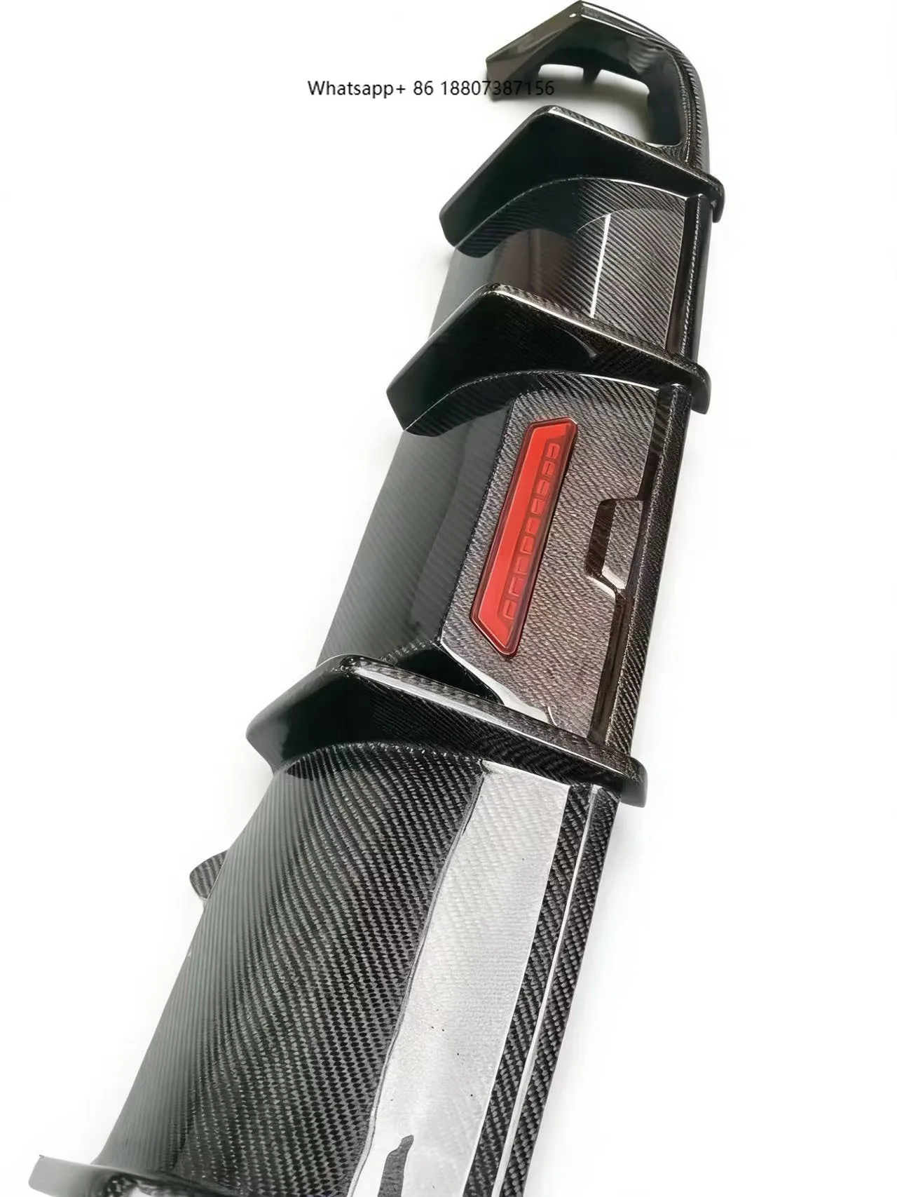 

Для Audi A4 S4 B9 Travel Edition Sport 2017-2019 годов: карбоновый задний спойлер с подсветкой и диффузор бампера