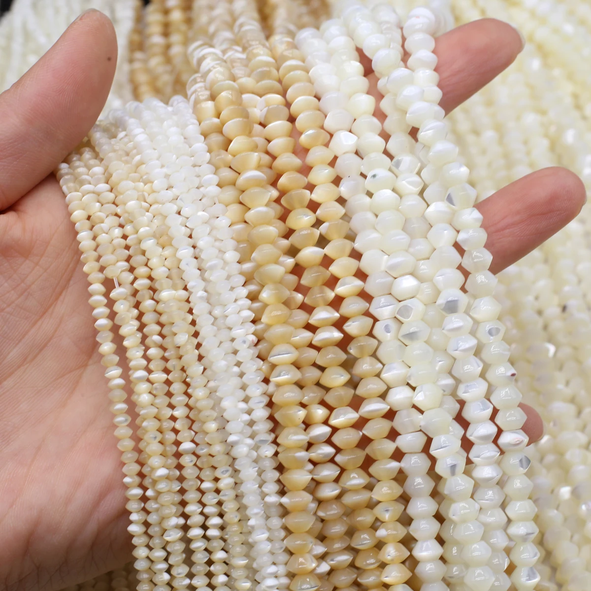 

1strand Natural Freshwater Shell Beads Faceted Beaded Charms for DIY Women Men Necklace Bracelets Jewelry Making Accessories