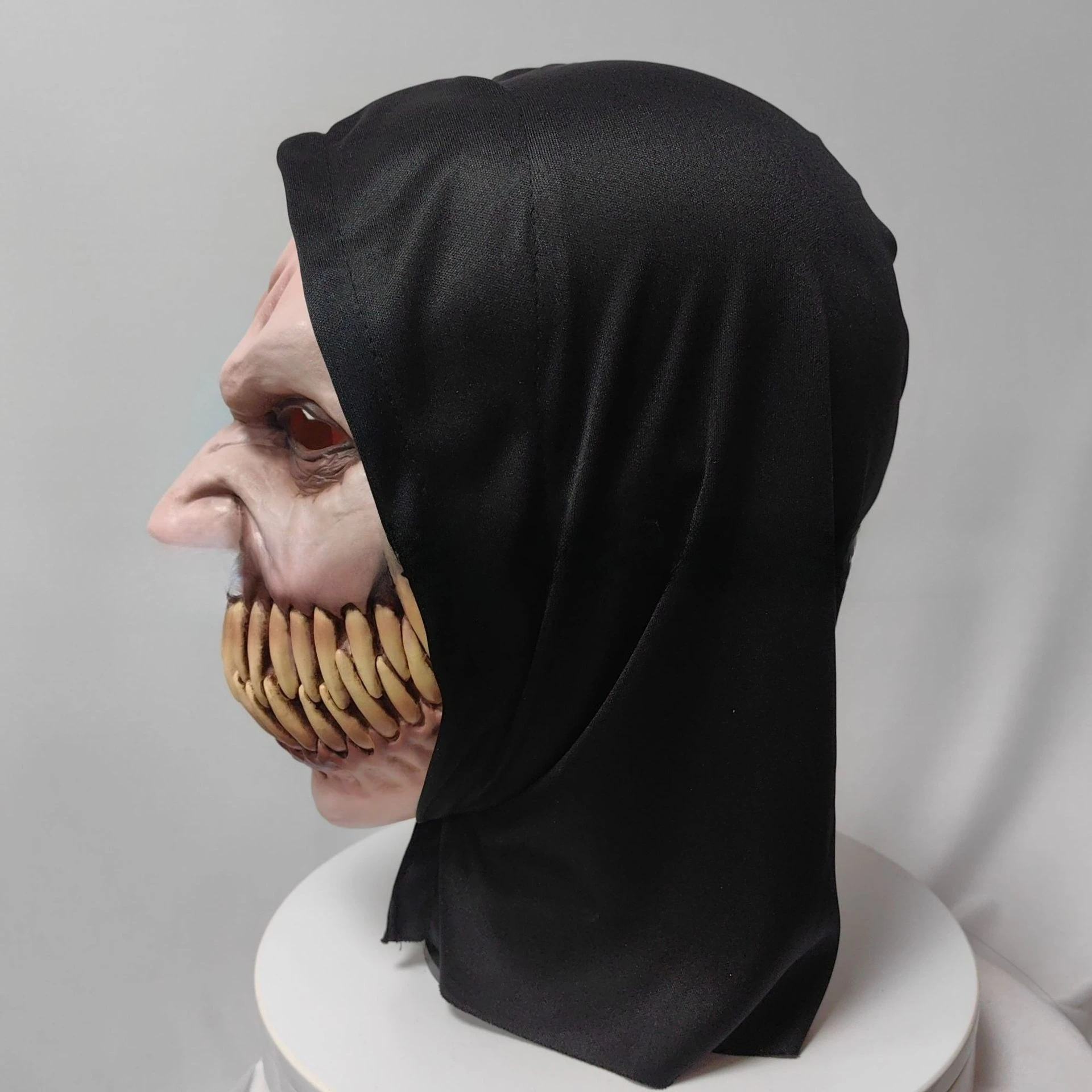 Maska Diabła Uśmiechniętego Lateksowa Maska Nakrycie Głowy Straszny Nawiedzony Dom Dowcip Halloween Party Cosplay Kostium Rekwizyty Akcesoria