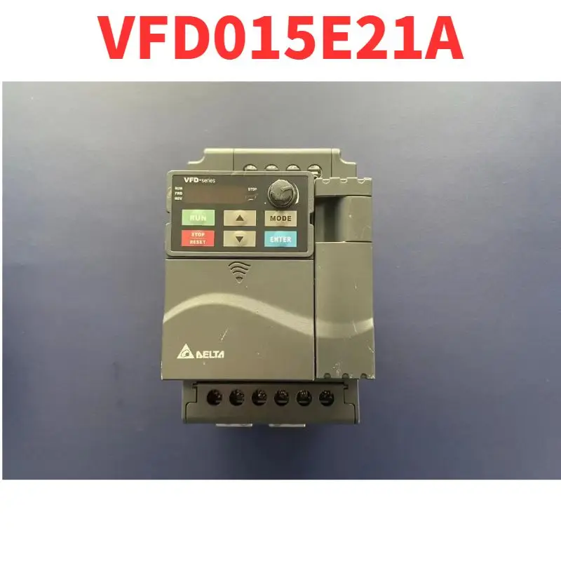 Подержанный тест OK VFD015E21A