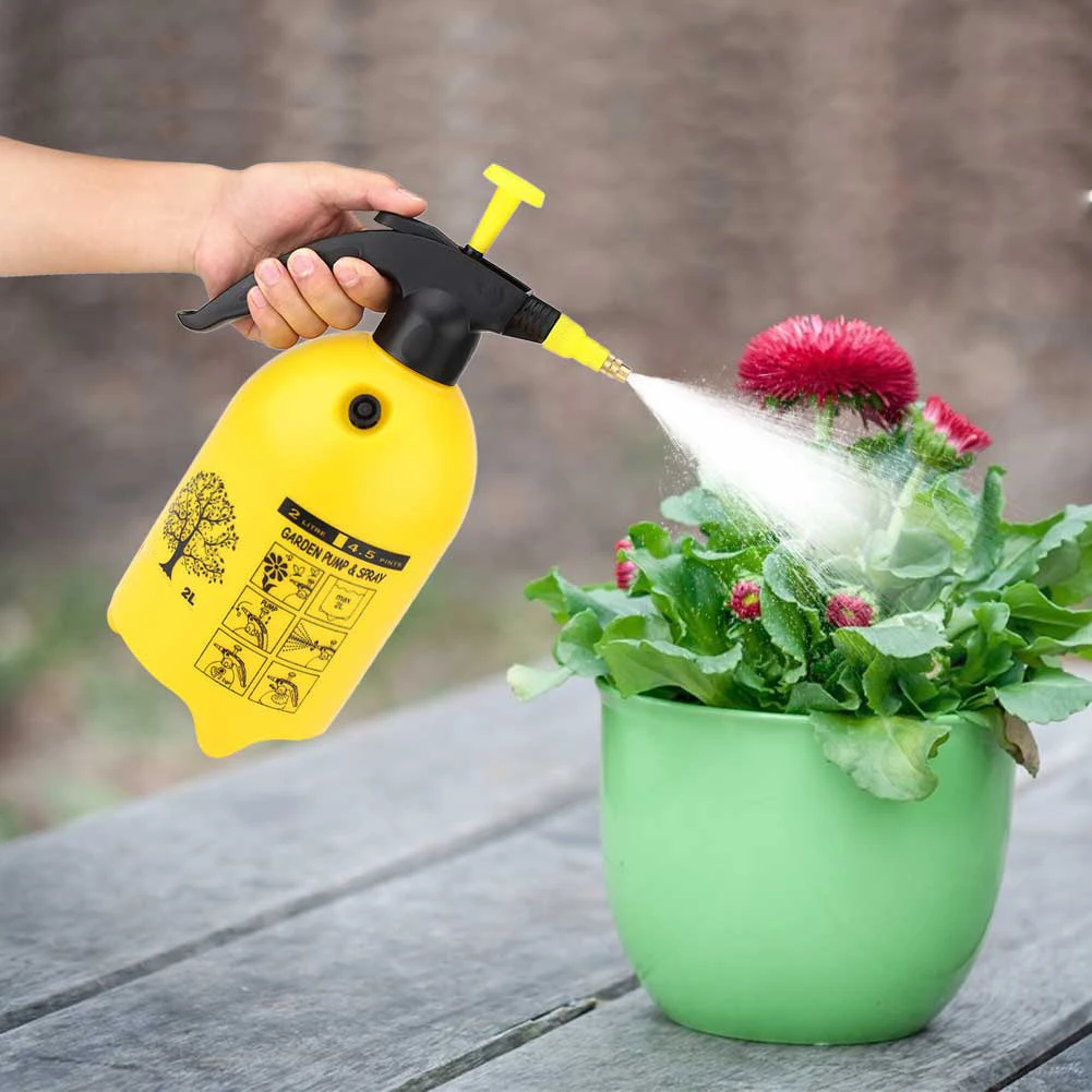 

2L Portable Handheld Water Pressure Sprayer Easy To Trigger Home Garden Plant Watering Tool