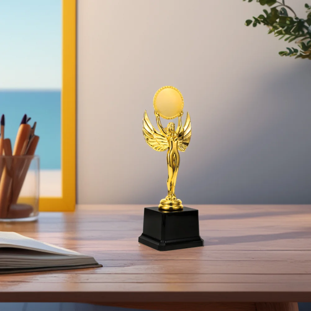 

Kindergarten Competition Trophy Exquisite Dance Trophy for Kids Lightweight Portable Dancer Shaped Award Decorative Cup