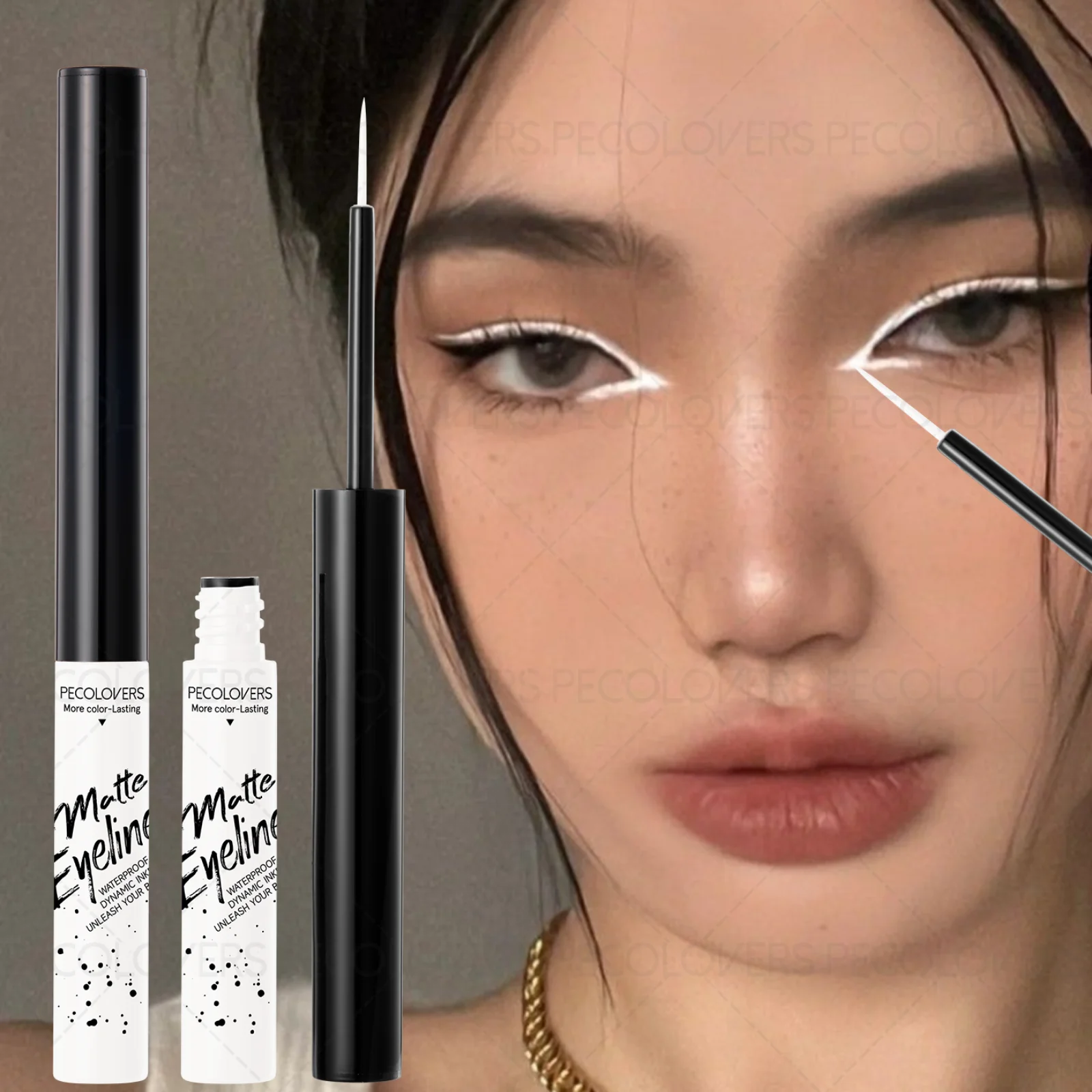 1PC クリスマス鮮やかなカラフルなリキッドアイライナー - レッド/ホワイト/グリーン/ブルー、滑らかな仕上がり、多くのクリスマスアイメイクに最適