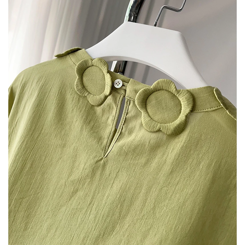 Csa Fena Casual de Verão com Manga Curta e Estilo Solto, Bordado Floral Cortado a Laser, Ombro com Pregas, Top Casual ...