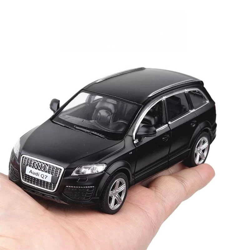 

1:36 Audi Q7 игрушечный автомобиль, литой автомобиль из металлического сплава, модель автомобиля, игрушки для детей, коллекция игрушек в подарок