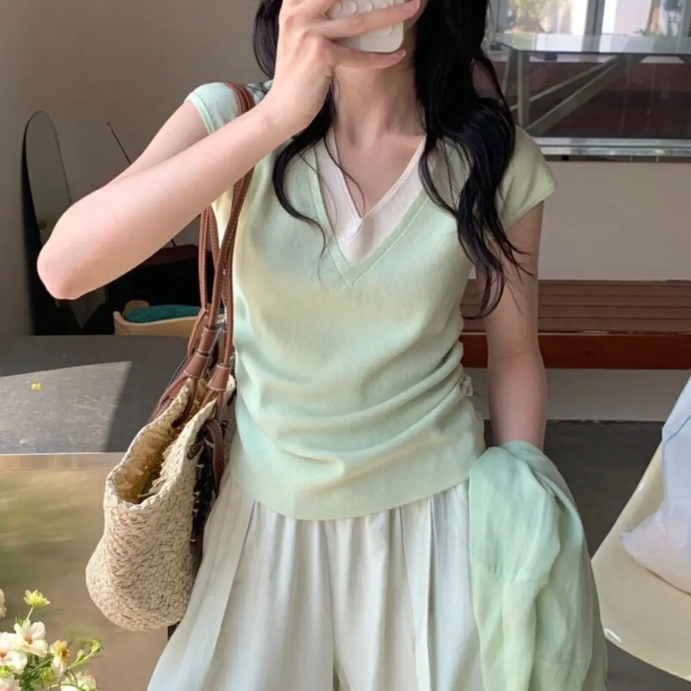 

Модные лоскутные футболки из двух предметов с короткими рукавами, тонкий укороченный топ в корейском стиле с v-образным вырезом, милый топ для девочек, уличная одежда