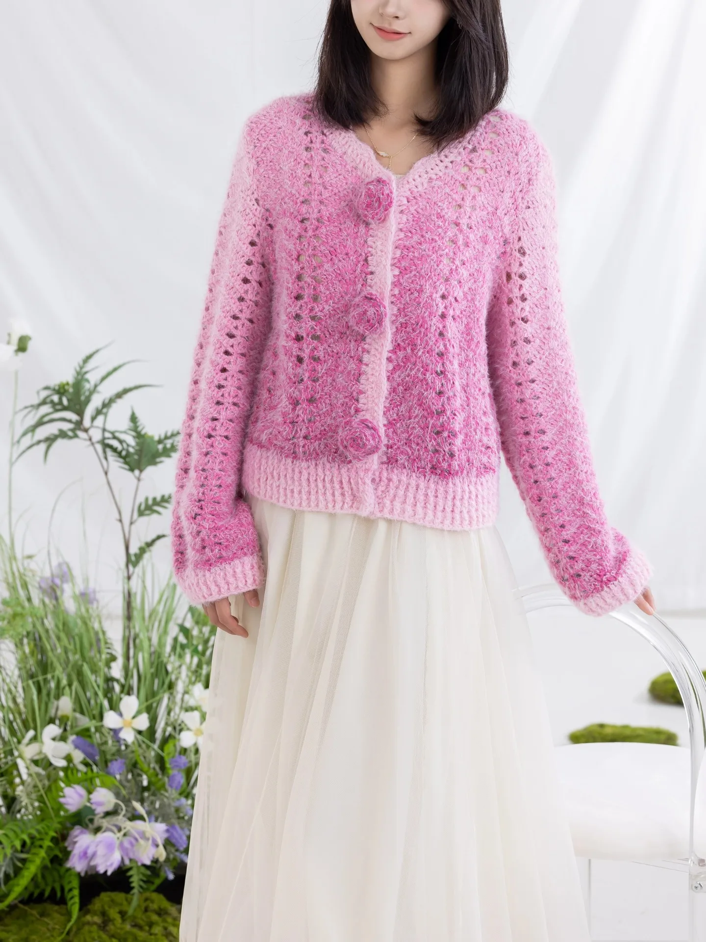 

Roses Dream Yarn DIY Handmade Knitting Crochet Material Kit for Making Clothes Fun Weaving Society 2025 Winter Collection