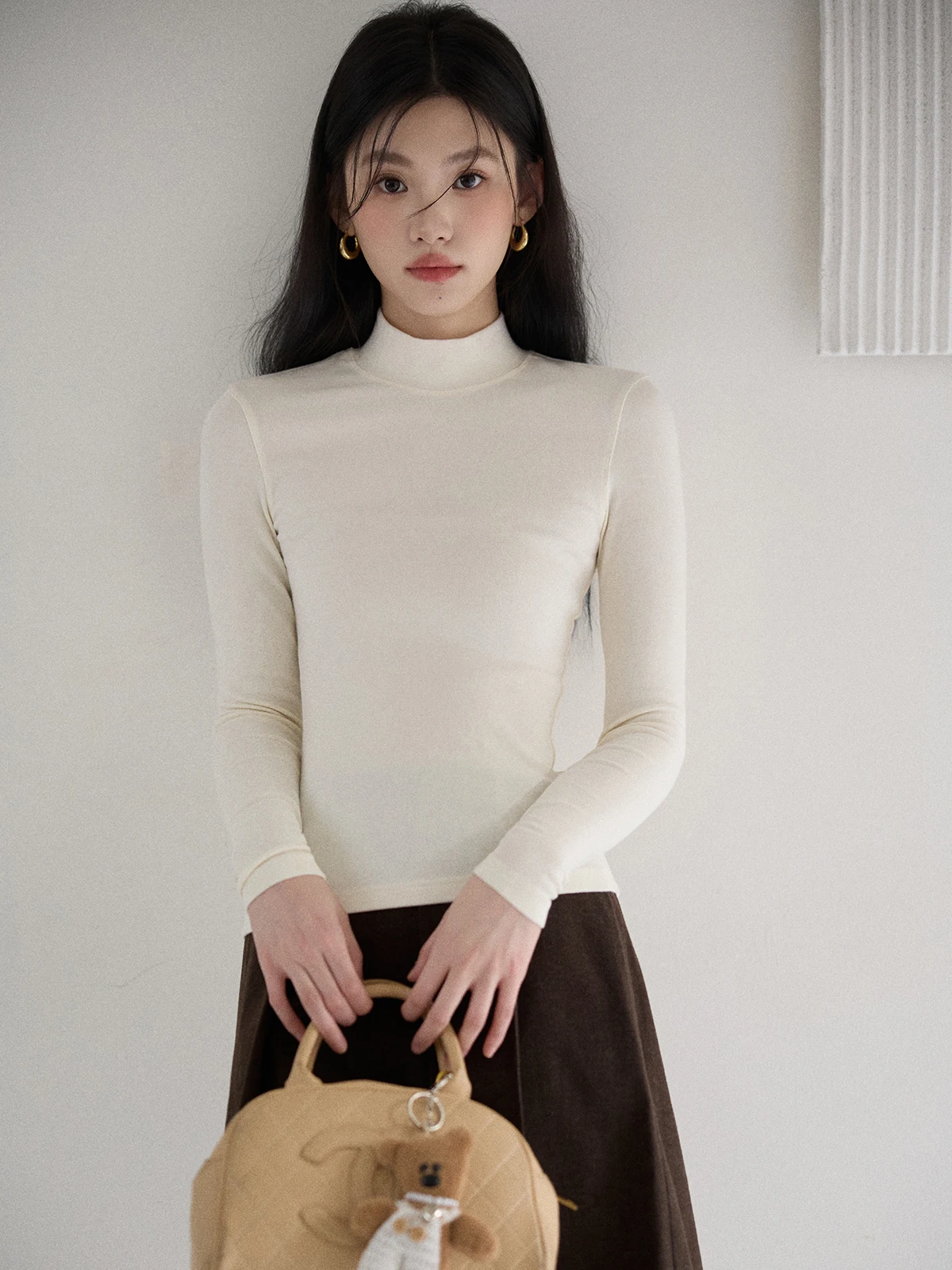 

Женская облегающая футболка с высоким воротом, новинка ранней весны, тонкий базовый слой, тонкий топ с длинным рукавом, однотонный