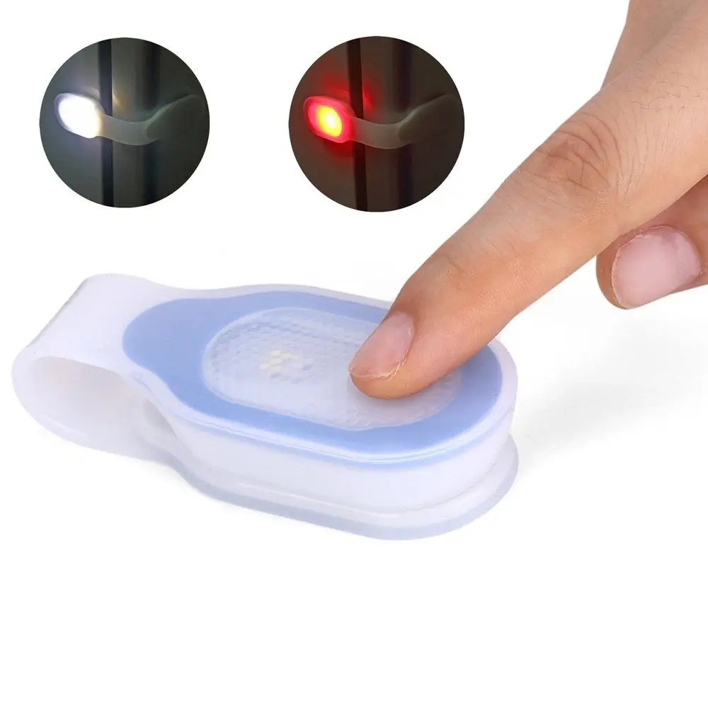 

Silicone Material Clip on Light Portable Durable Magnetic Collar Clip Waterproof Flashing Warning Light Night Safely
