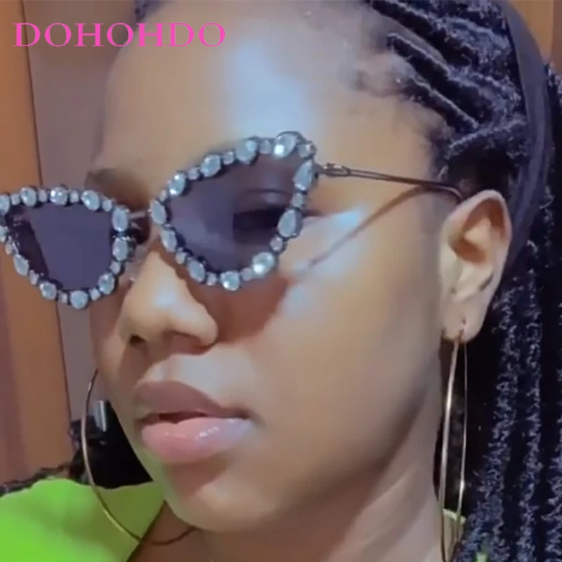

Vintage Metal Cat Eye Imitation Diamond Women Sunglasses Trendy Brand Designer Men Sunglass Outdoor Travel Eyewear Female UV400