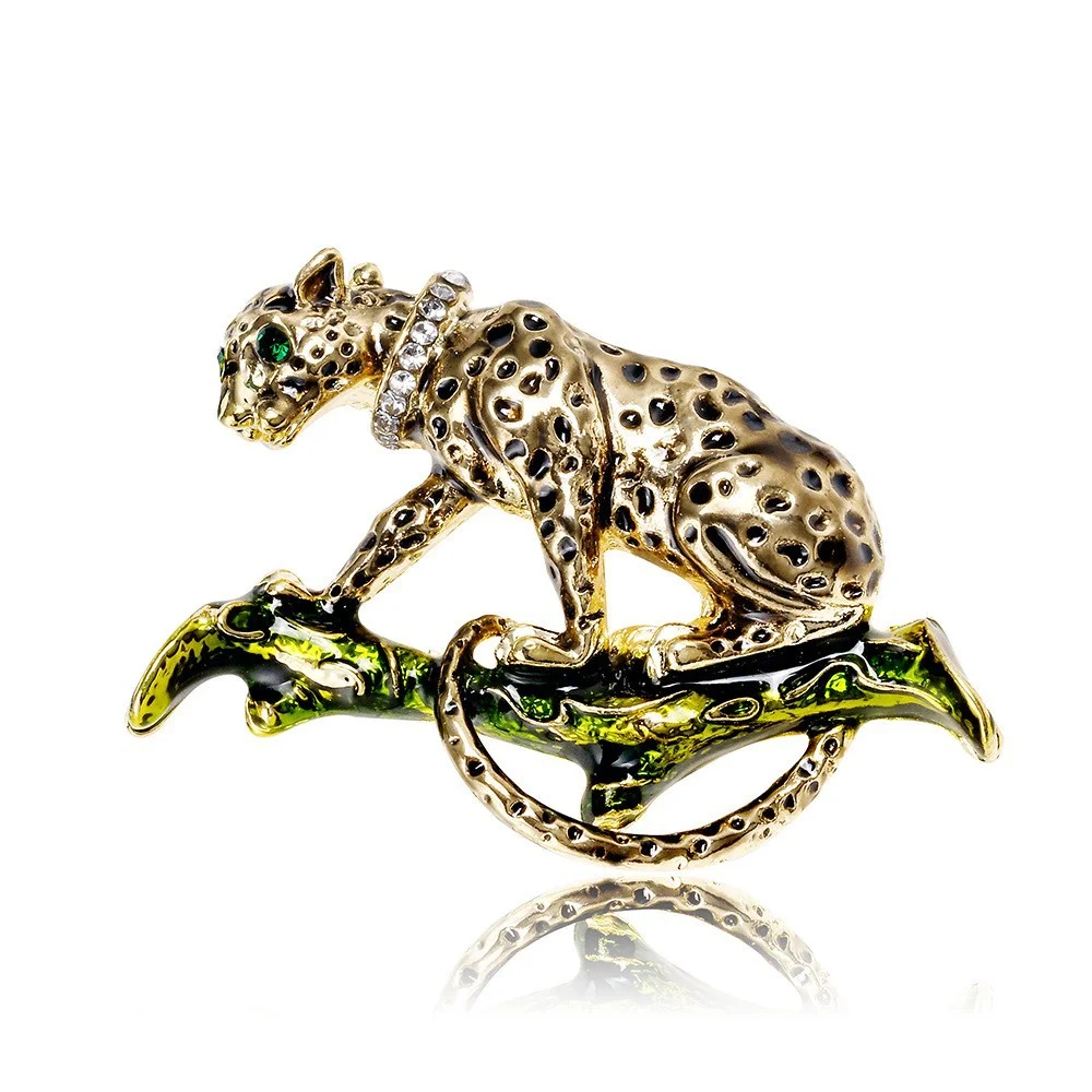 Vintage Leopard Brooch Alloy Drop Oil Climbing Tree Cheetah Pin Retro-style Corsage on Clothing