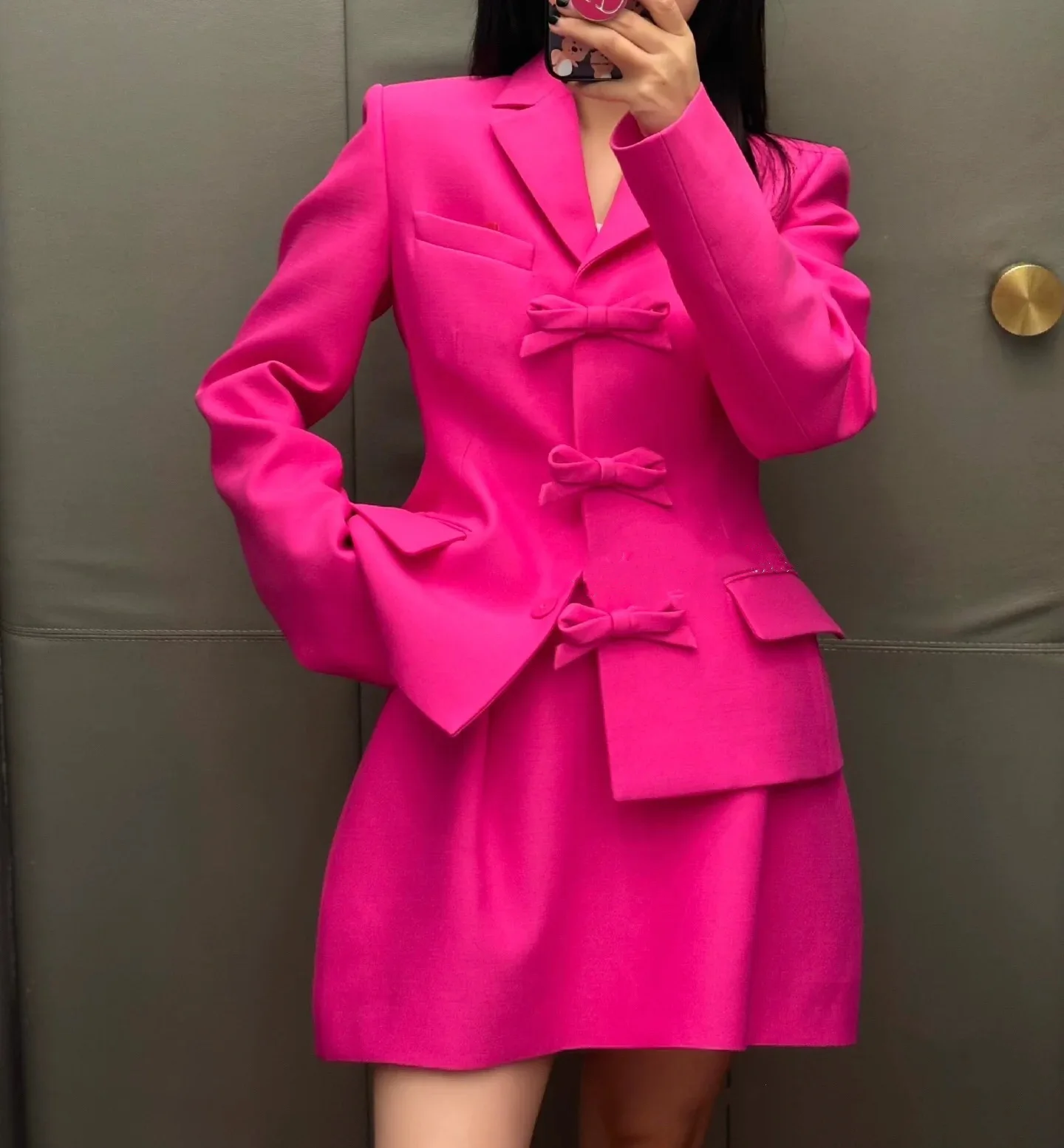 

Sexy Ladies Rose Red Party Outfits Fashion Women's Black Silk Skirt Sweet Girls Bowtie Slim Blazer Wool