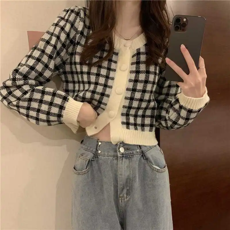 Casual Plaid Gentle Sweaters Autumn Winter Long Sleeve Women\'s Clothing Commute Single-breasted Basic Straight Knitted Cardigan