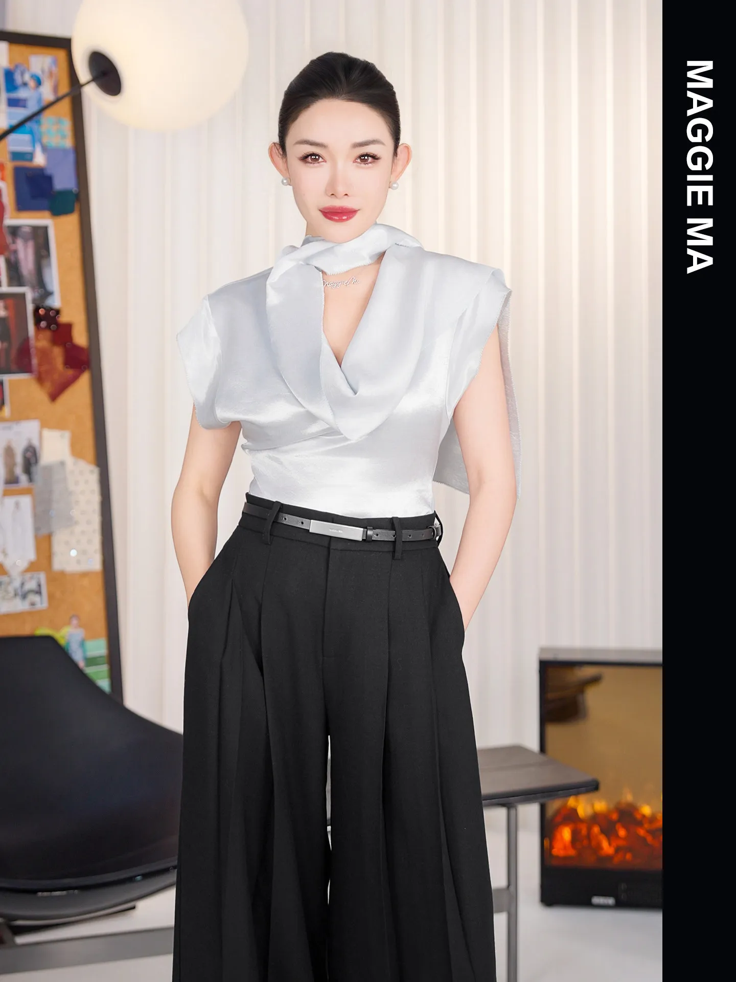 

Ele Acetate Top with Sa Godd Sle Swing Collar Faionable Summer Women's T-irt Pure Color V-ne Regula...