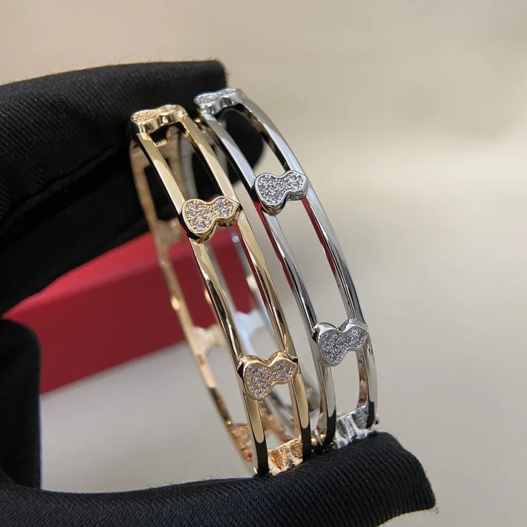 

2025 new hollow diamond gourd bracelet unique simple light luxury niche bracelet for women exquisite high-quality jewelry gifts