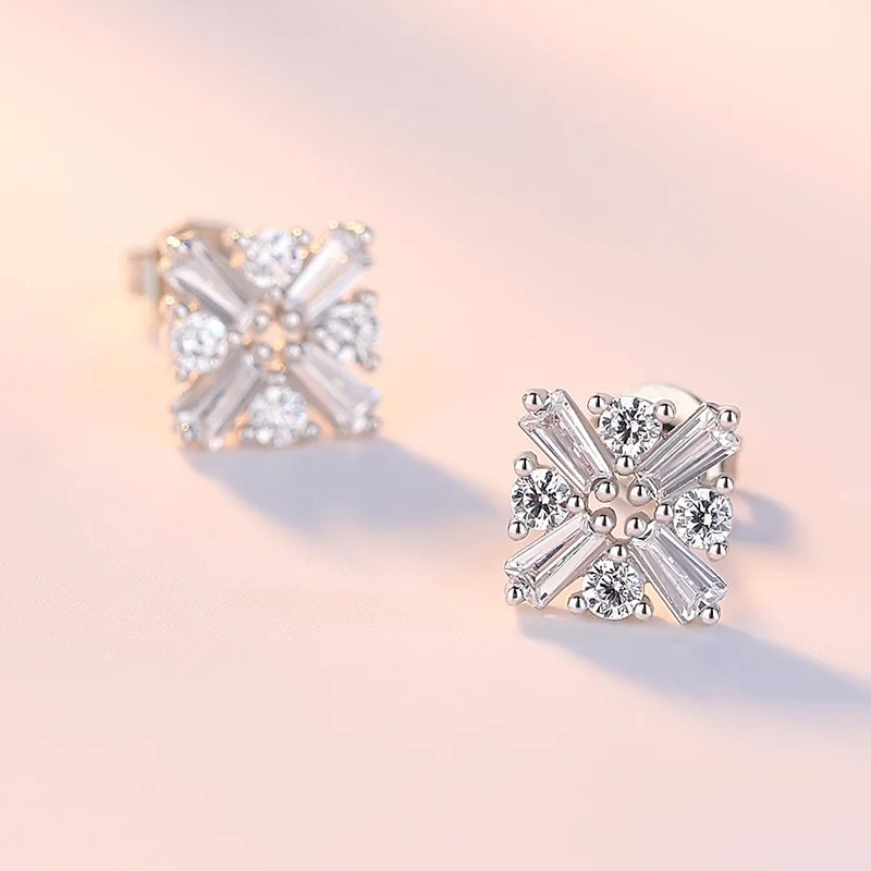 Cute Lovely Square Stud Earrings For Women Shiny Crystal Zirconia Stone Cubic Tiny Ear Nail Jewelry Female Trendy Earring Gifts