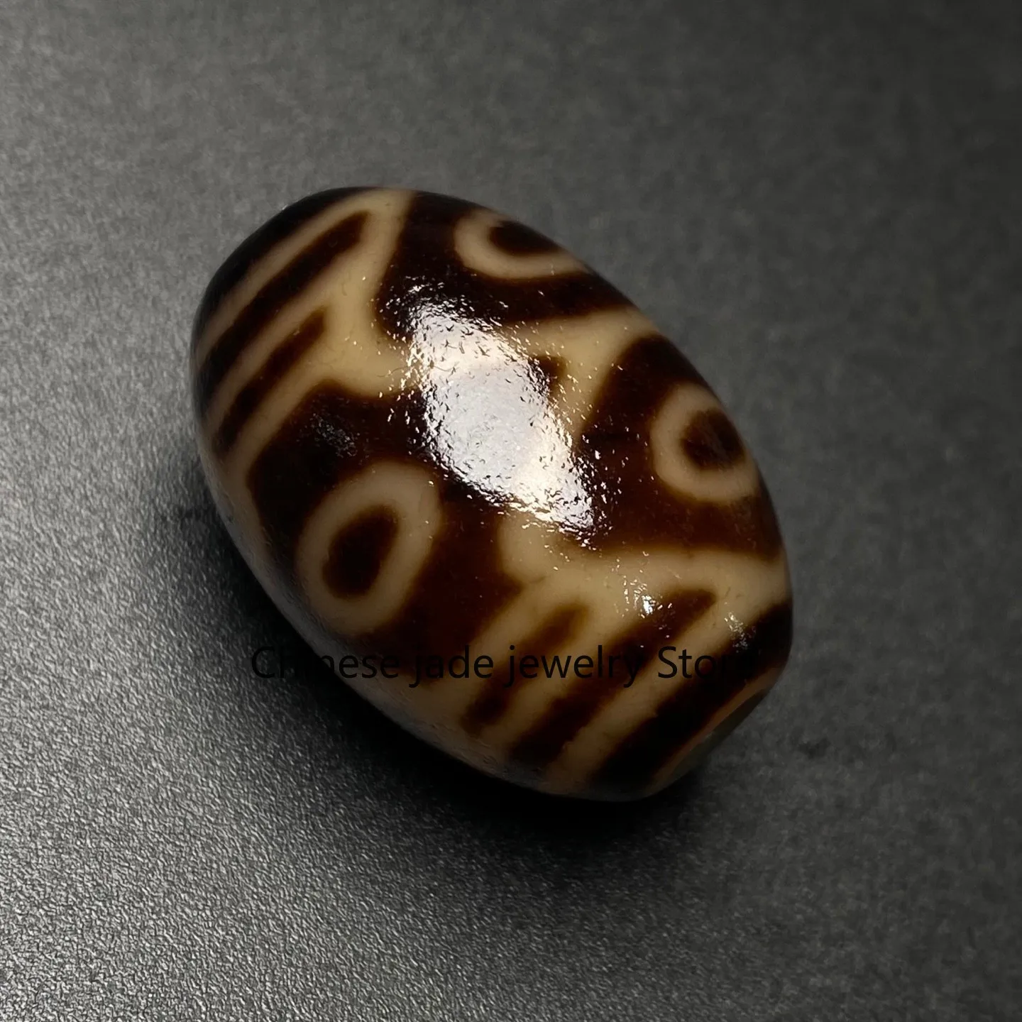 Rare Tibetan Buddhism Agate Dragon 6 Eyes Dzi Bead Amulet Necklace Pendant G748