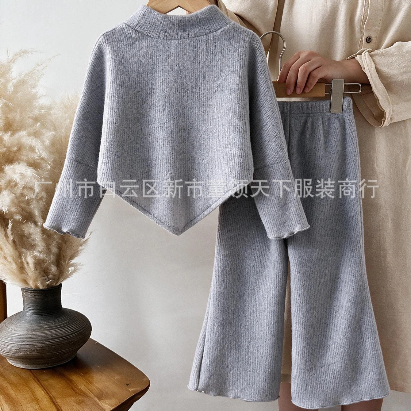 Girls' Suit 2026 Autumn and Winter New Children's Wear European and American Girls' Baby Flower Top and Pants Two-piece Set