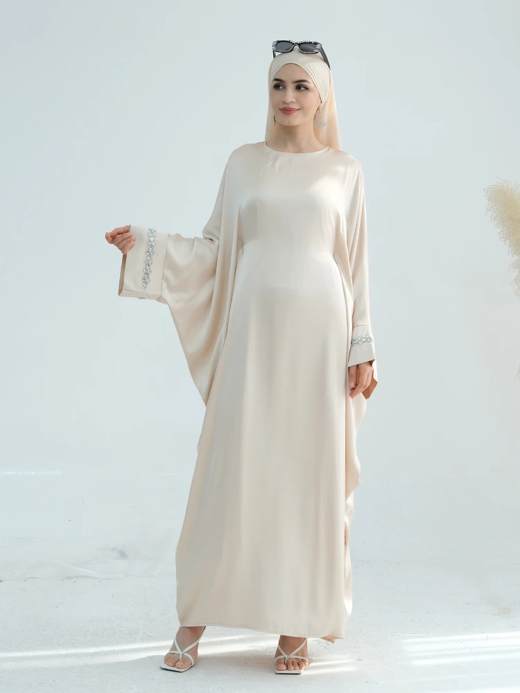 

Luxury Dubai Abaya Fashion Elegant Kaftan Women Muslim Dress Solid Color Satin Abayas Islam Clothing Adult Islamic Modest Robe