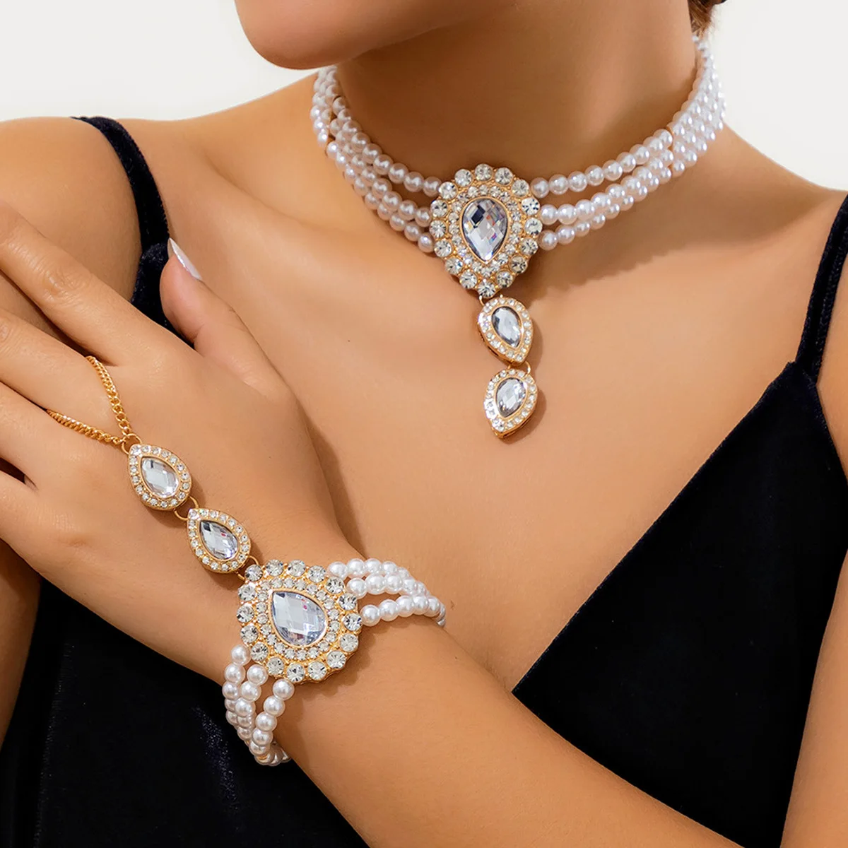 Women\'s Fashion Jewelry Faux Pearls Diamonds Gemstone Necklace Bracelet Set Vintage Style Necklace Girls Party Accessory Gift