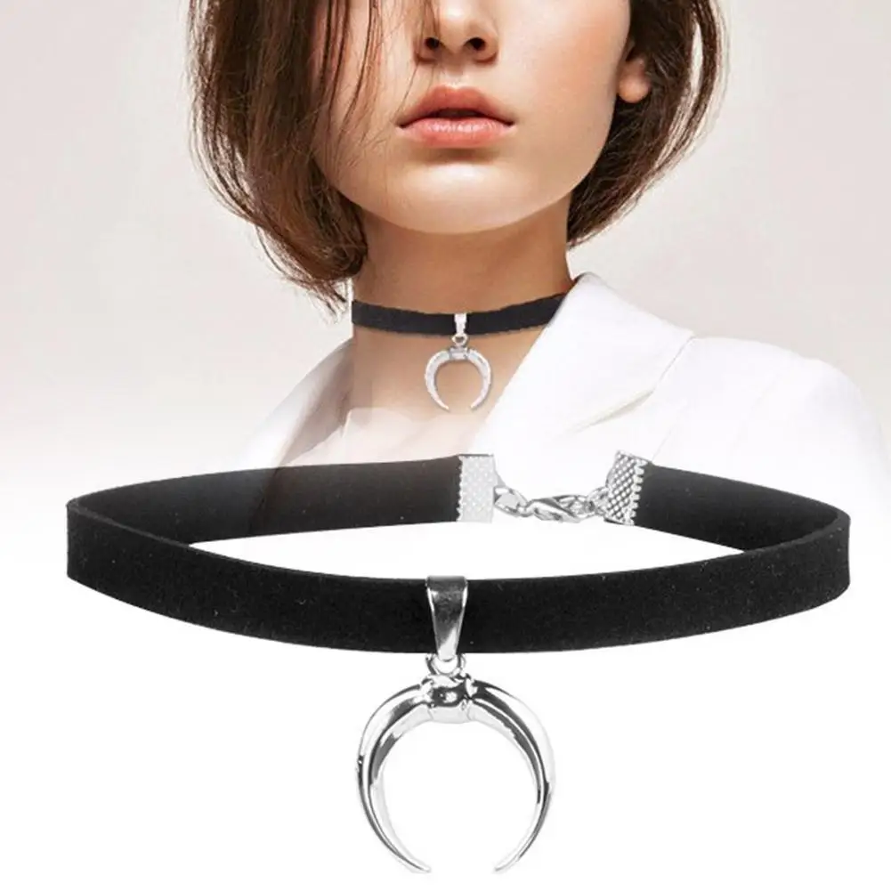 Dark Tie Fashion Personality Collarbone Collar Chain Neck With Crescent Choker Everything Simple Decoration Moon Collar A2U3