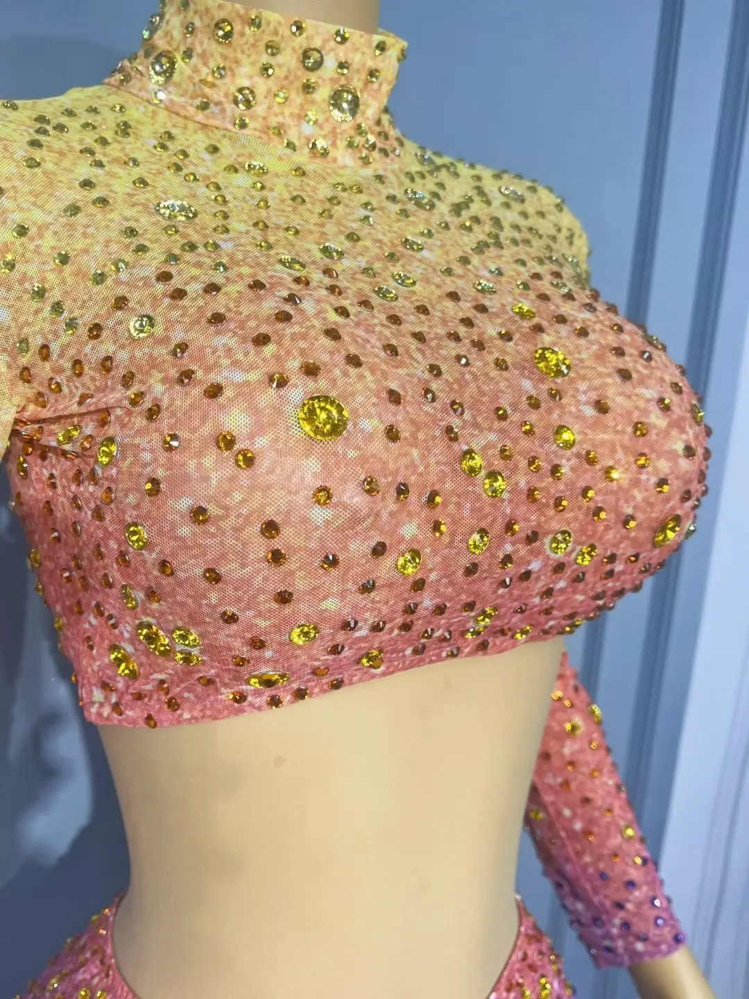 طويلة الأكمام المحاصيل القمم تنورة صغيرة 2 قطعة مجموعة حفلة سباركلي بلورات انظر من خلال شبكة فستان قصير فستان كوكتيل Xingcaijing #4