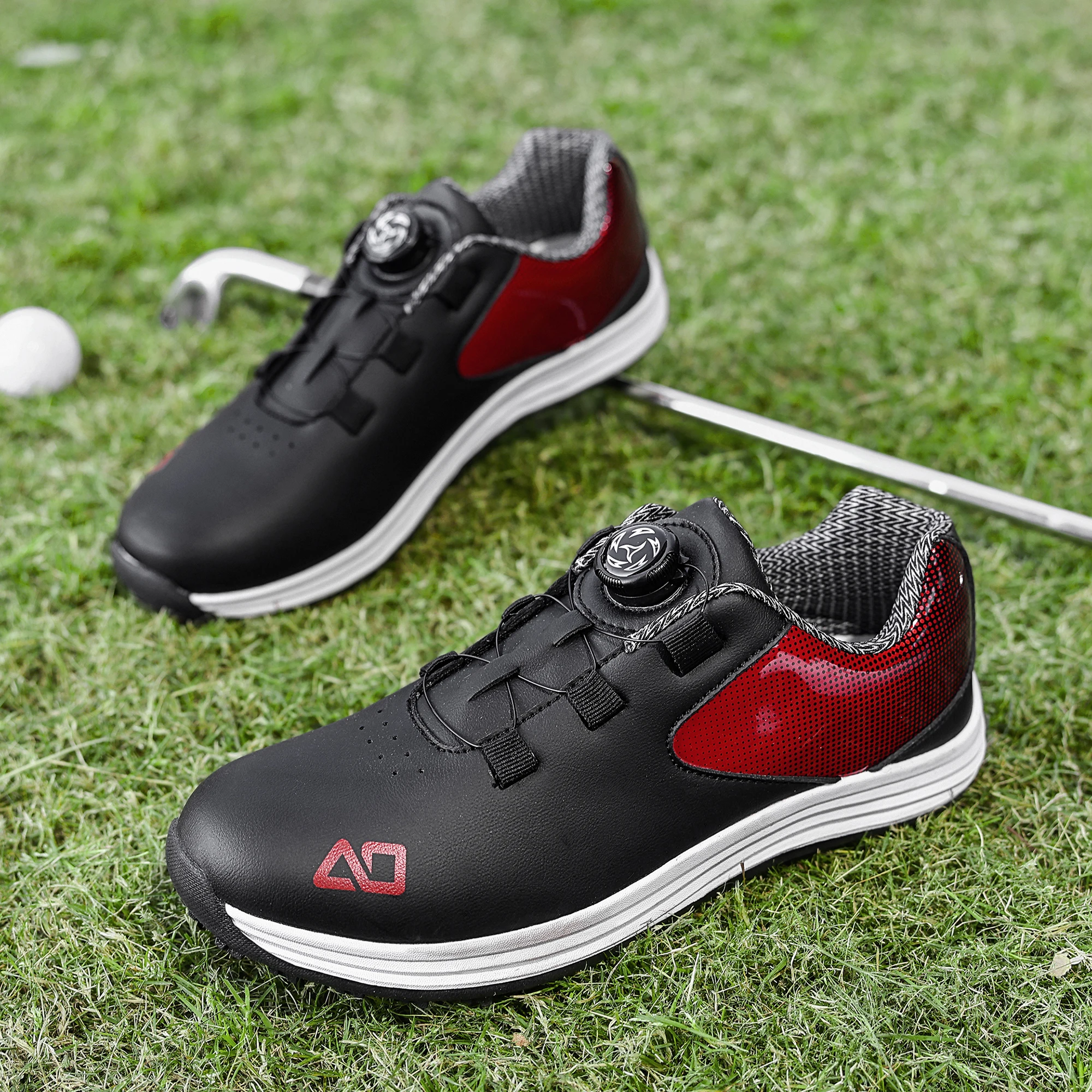 Golf Shoes for Fashionable Outdoor Use for Both Men and Women, With Anti-Slip Design, Suitable for Mountain Climbing and Hiking