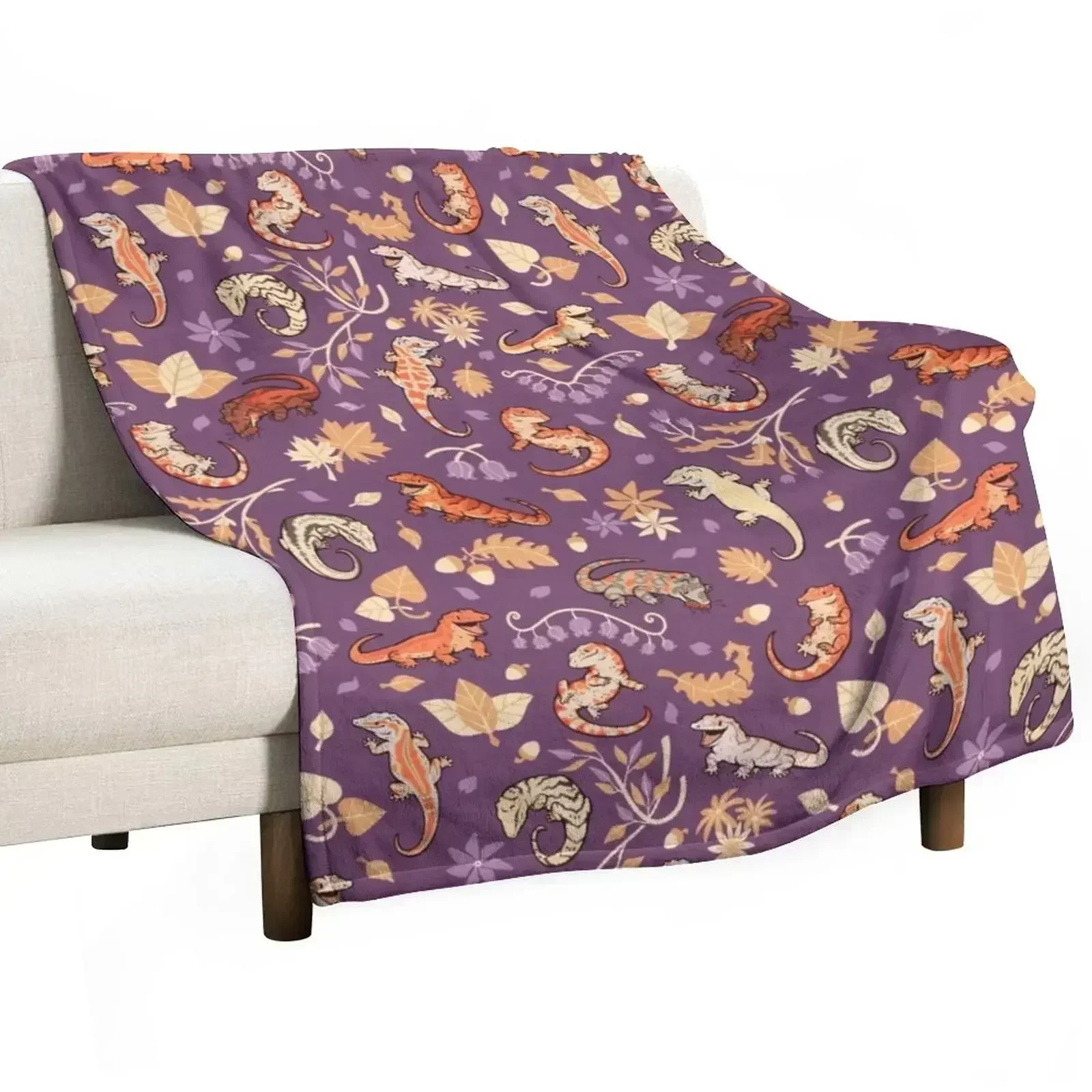 

Autumn geckos in purple Throw Blanket Giant Sofa Thermal warm winter Soft Beds Blankets
