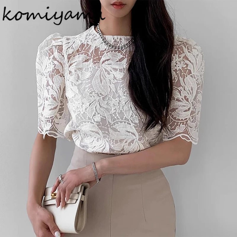 Embroidery FlowerShirts Blouses Hook Floral Blusas Mujer Round Neck Camisas Short Sleeve Ropa Spring Summer Tops with Camis