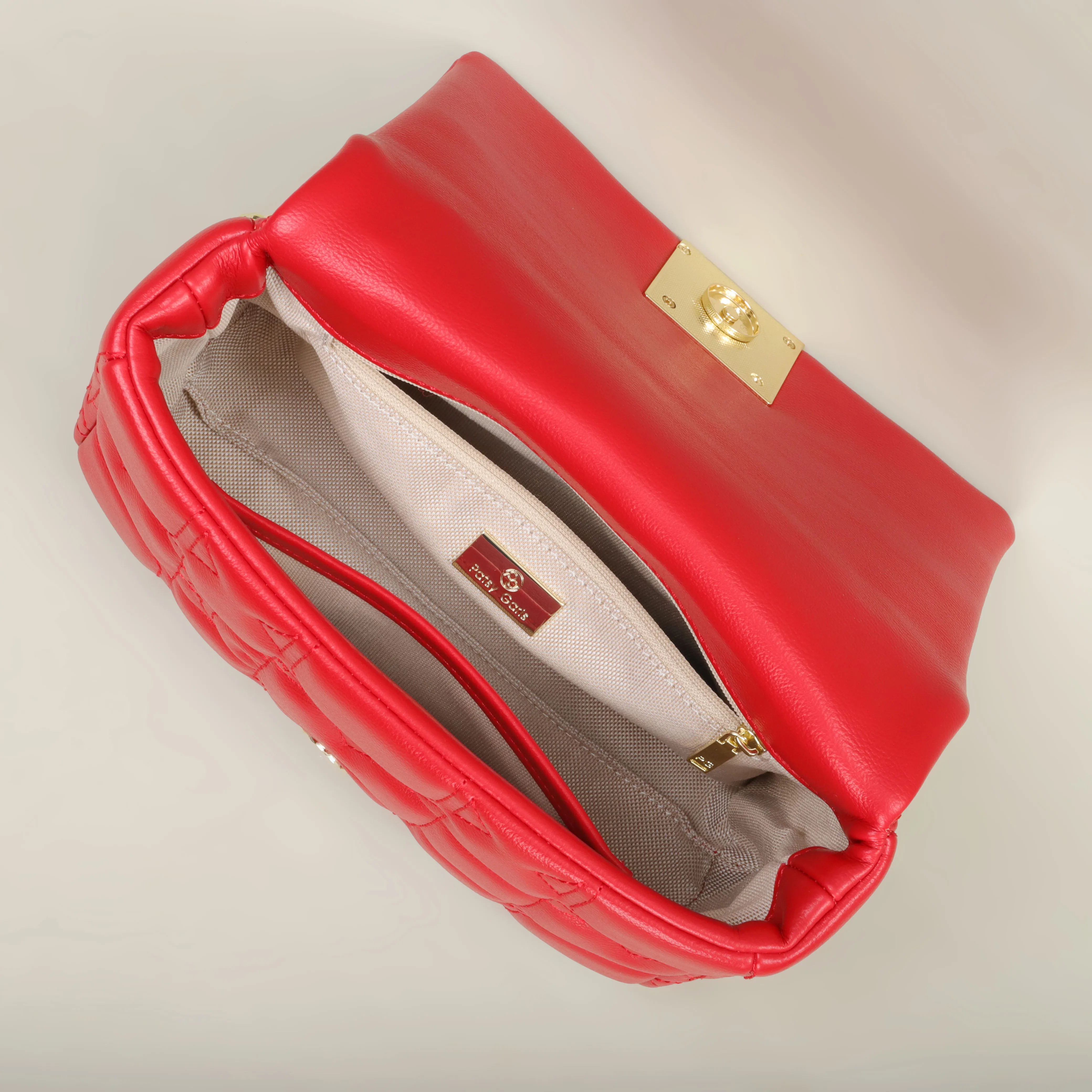 PG Schultertasche 2026 Einfaches, hochwertiges Design mit gestickten Buchstaben, Klappdeckeltasche, modische Damen-Umhängetasche für den Alltag. – Detail 11