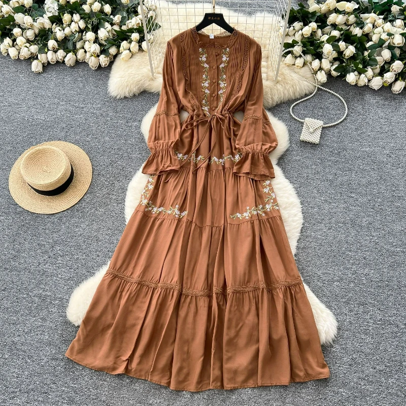 

Women Print Dresses Full Sleeve Round Neck Lace Spliced Long Dress High Waist Casual Button Vestidos Vintage Folds Summer