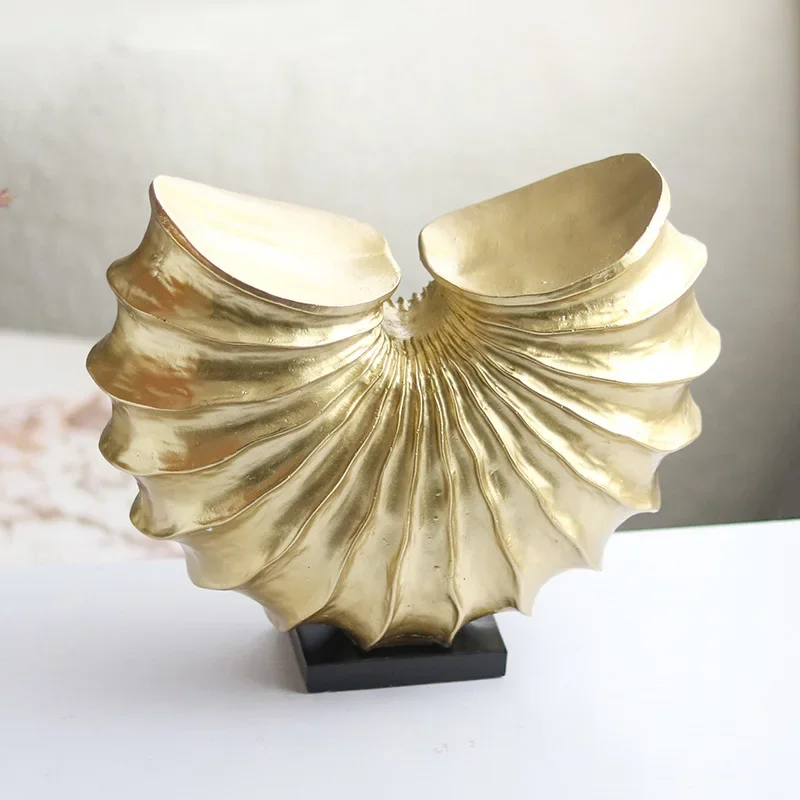 Resin Handicraft Golden Conch Sea Shell Fold Clam Abstract Sculpture Decorative Figurines Home Decoration Accessories