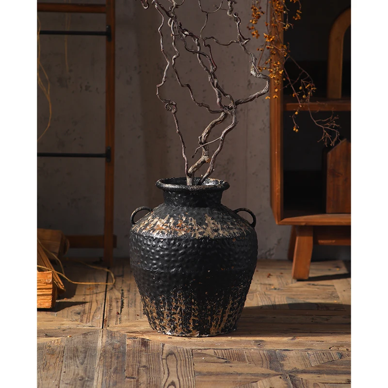 

Factory Supply Wabi-Sabi Vintage Home Crafts Hotel Decor Black Flower Vase Hotel Decoration