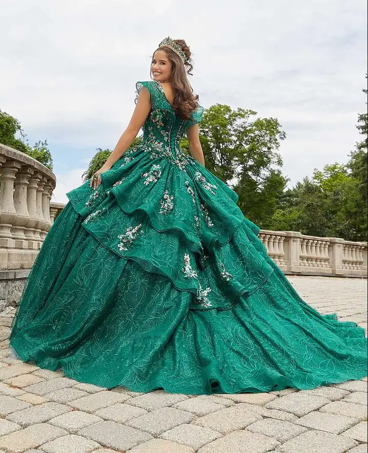 Изумрудно-зеленое платье для Quinceanera с кристаллами и бисером с оборками на плечах с V-образным вырезом и рюшами со шнуровкой корсет для выпускного вечера Vestidos de 15 лет