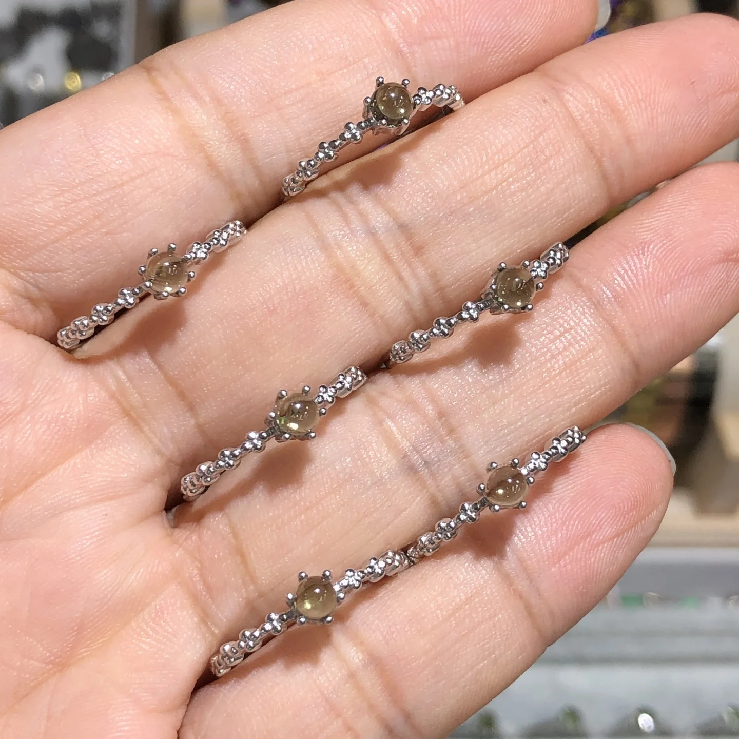 

1 Pc Natural Moldavite Ring 3.5MM Round Cabochon 925 Sterling Silver Resizable Reiki Healing Stone Jewelry Gift For Women