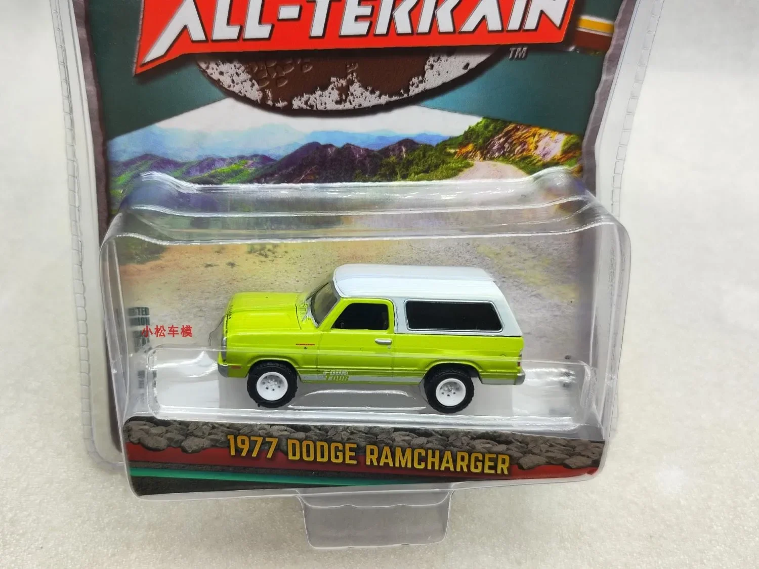 1: 64 All Terrain Series 10-1977 Dodge Macho Ramcharger 4x4 Alloy car model collection gift ornaments