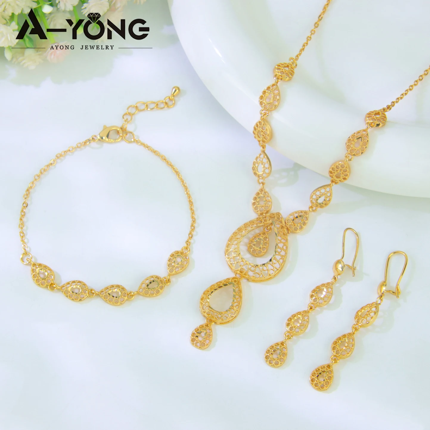 Luxuriöses Dubai Brautschmuck-Set 21k Vergoldet Nigeria Elegante Halskette Armband Ohrringe Arabischer Frauen Party-Schmuck – Detail 8