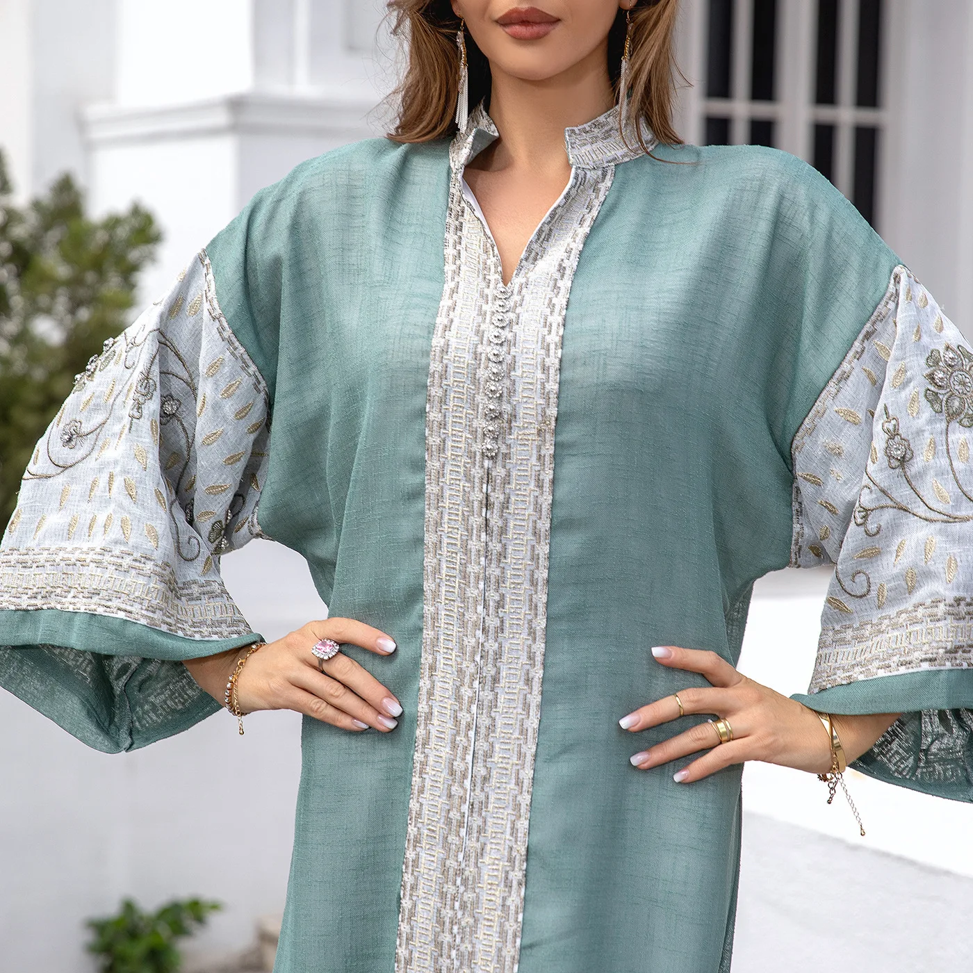 Muslim Robe New Embroidery Dubai Abaya Women's Robe Evening Dress