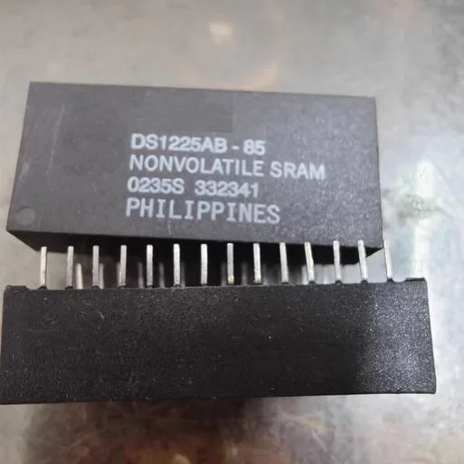 new%100     DS1225AB-85   DIP28