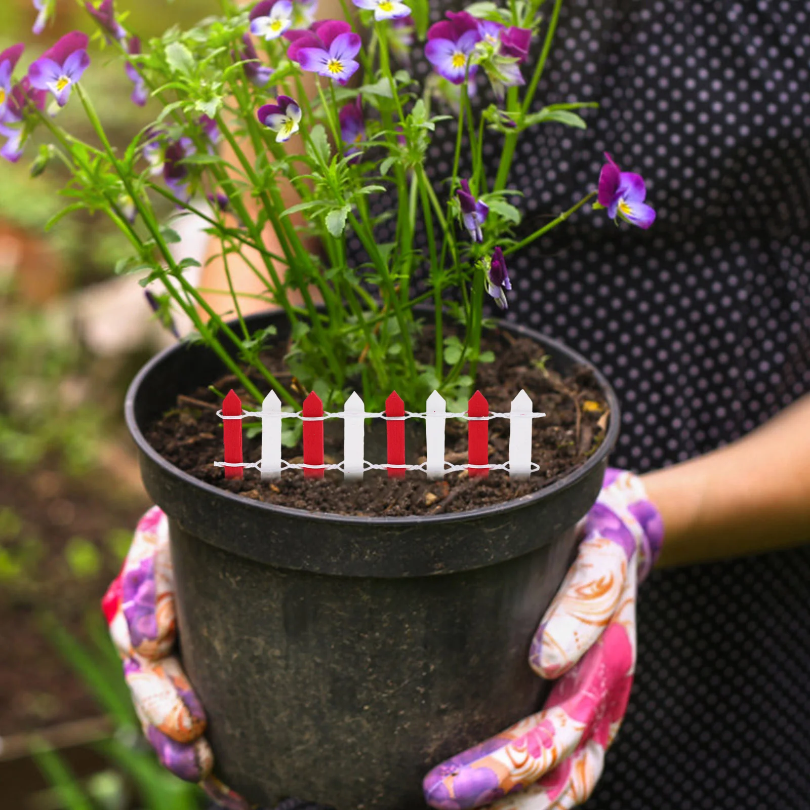 

10 шт. миниатюрных деревянных заборов 9,5x2,9x0,2 см, разные цвета, для мини-садов и декораций, игрушечные ограждения