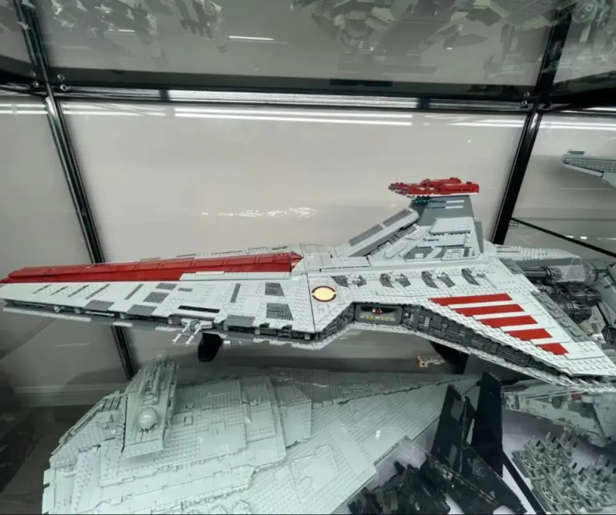 2023 75367ใหม่ล่าสุด Venator Class สาธารณรัฐโจมตีครุยเซอร์ของเล่นตัวต่อสำหรับเด็กผู้ชายผู้ใหญ่ของขวัญคริสต์มาส