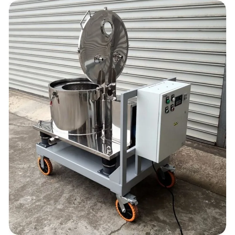 Model 500 Flat, Mobile, Small Centrifuge