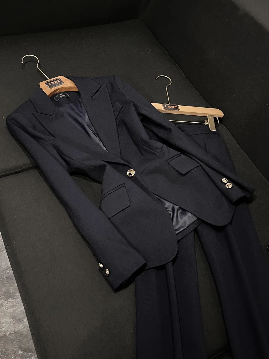 Ele Busin-pakset voor dames 2025, herfst-winter, high-end gevoelens Profional Godd Sle Work orm X3