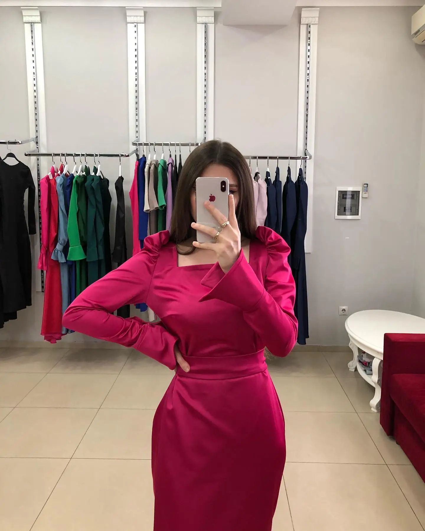 Abiti da sera dritti in jersey di moda personalizzati Colletto quadrato Maniche lunghe Abiti da occasione su misura Abiti da festa scintillanti