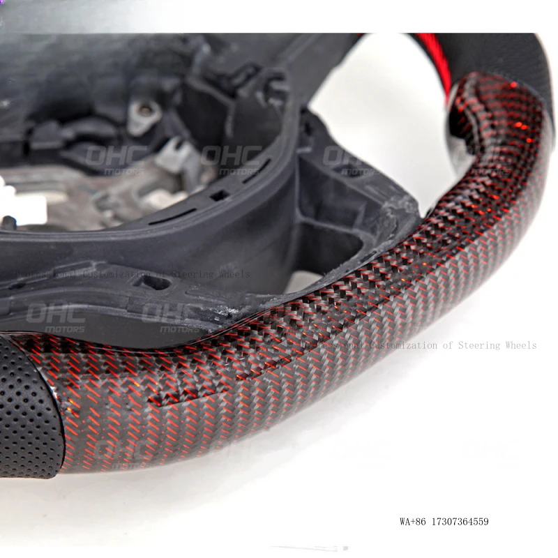 Suitable for Lynk & Co 02 perforated leather + red and black carbon fiber LED light car steering wheel modification