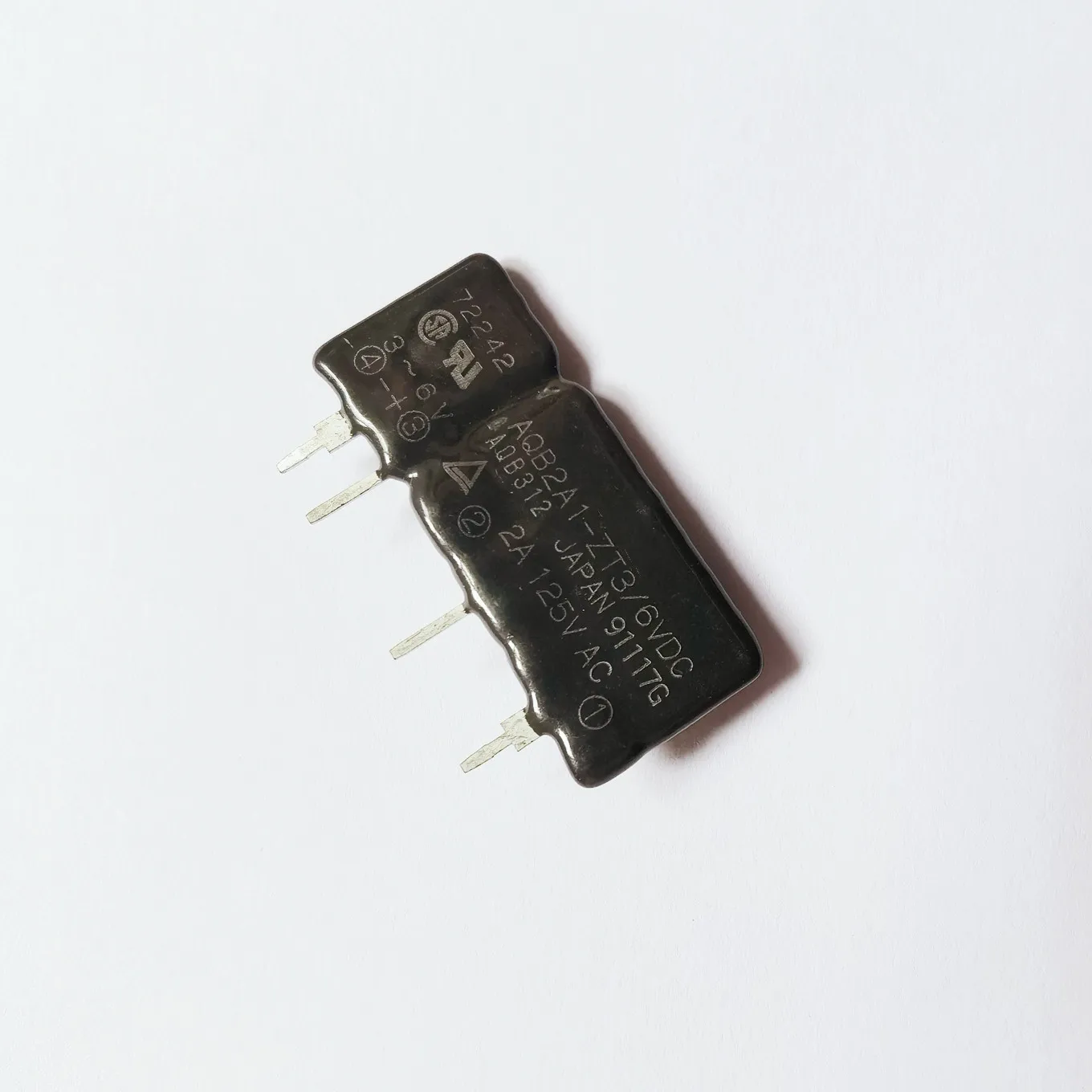 Hot spot AQB2A1-ZT3/6VDC AQB312 solid state relay 2A 125VAC 4pin